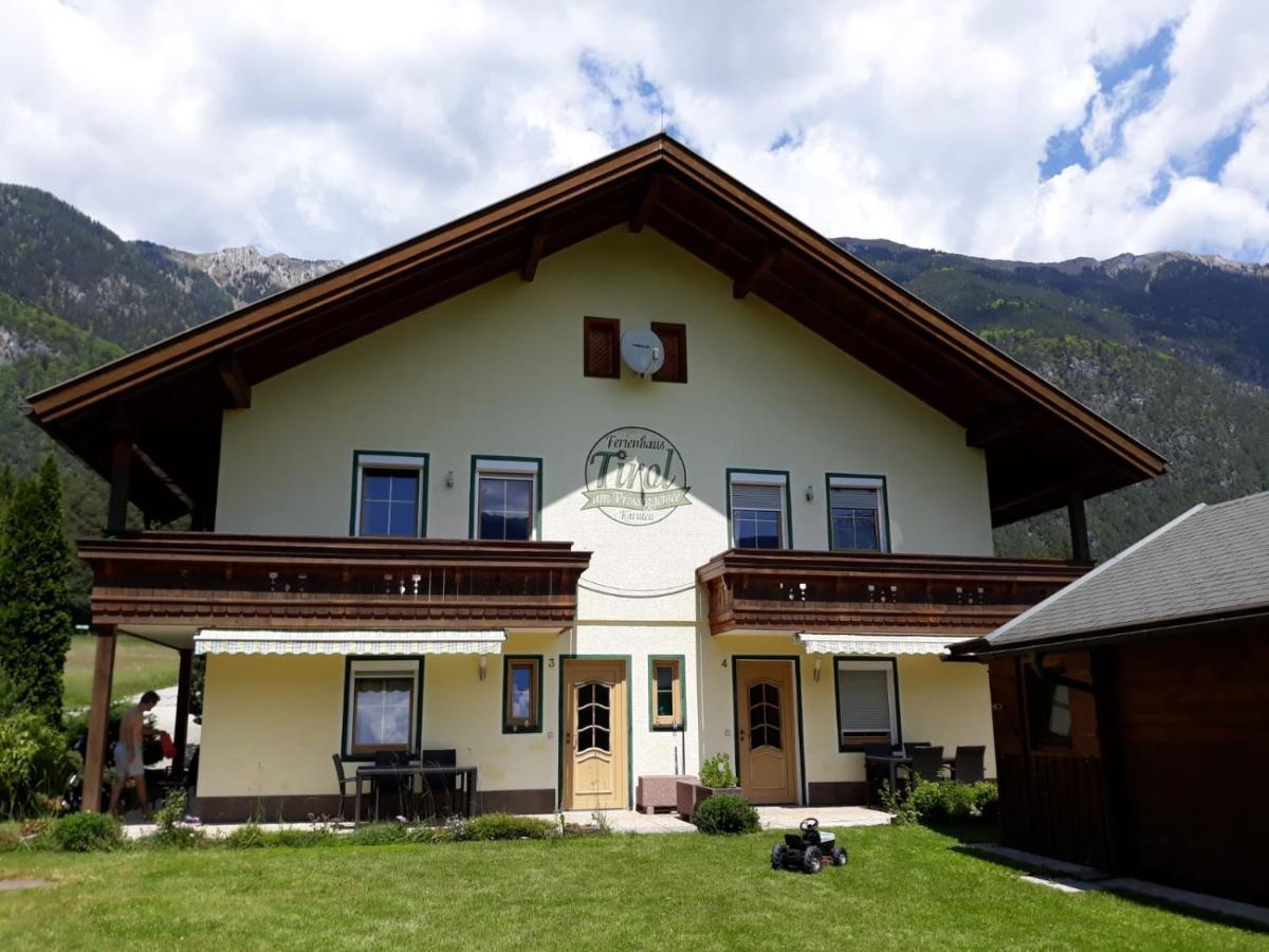 Landhaus Tirol Hotel Presseggersee Exterior foto